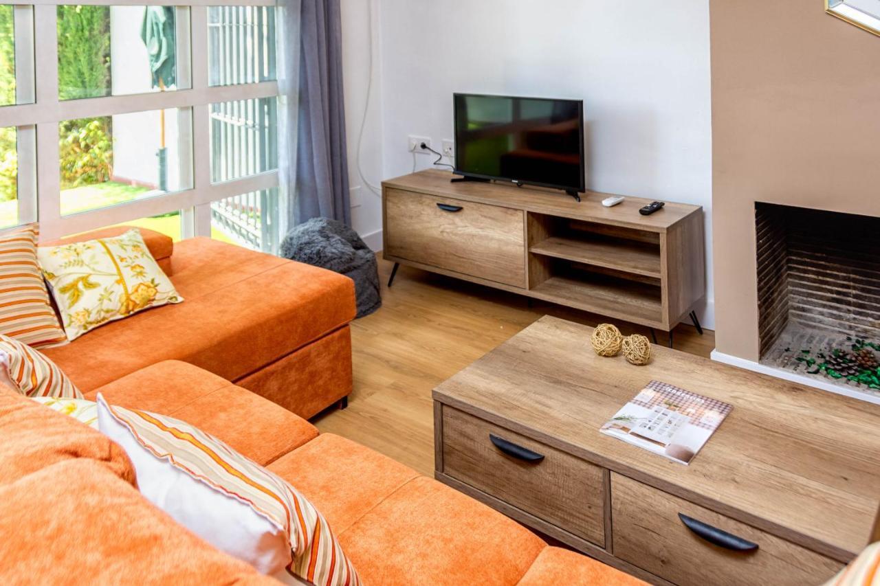 Wintowinrentals Townhouse, Pool & Beach มาร์เบยา ภายนอก รูปภาพ