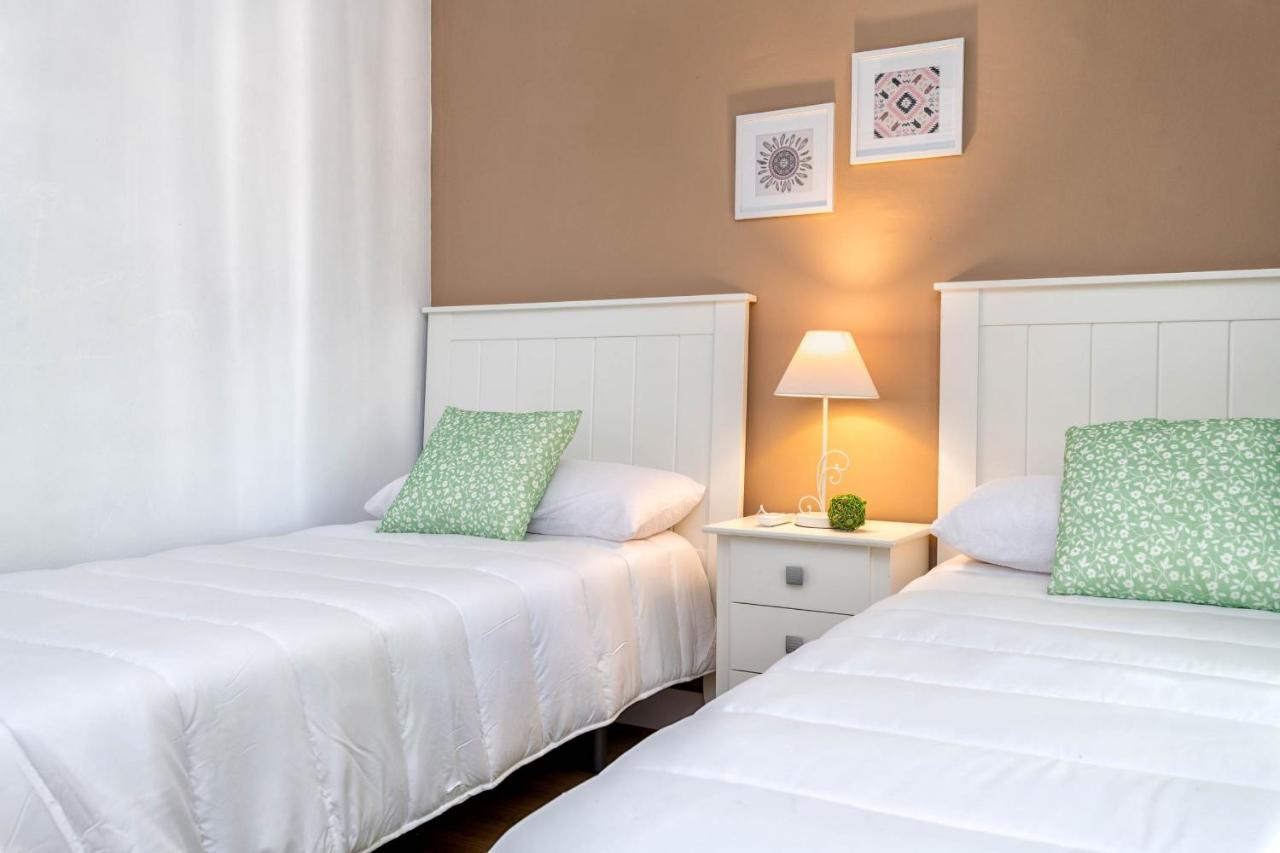 Wintowinrentals Townhouse, Pool & Beach มาร์เบยา ภายนอก รูปภาพ